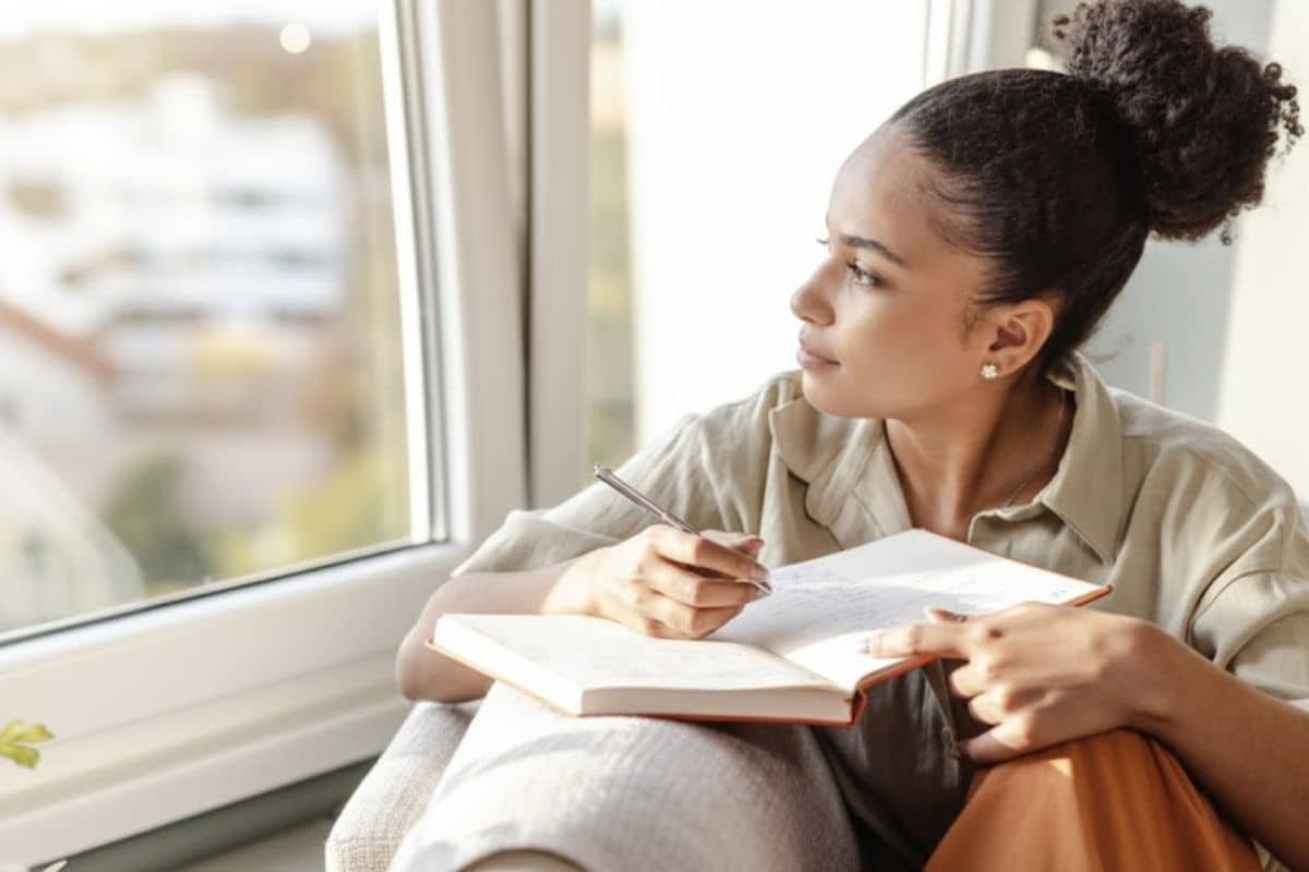 Daily Journal with Prompts for Positive Mindset Simple Steps to a Happier You